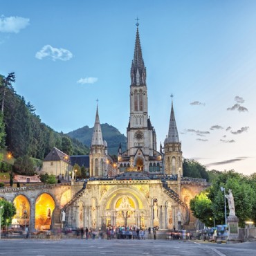 Lourdes, le pelerinage des...